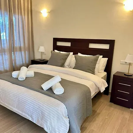 Wonderful In Puerto Marina Apartment