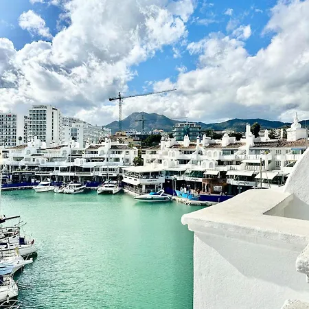 Wonderful In Puerto Marina Apartment