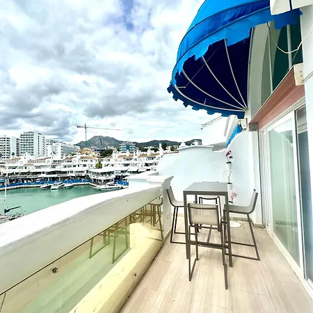 Wonderful In Puerto Marina Apartment *